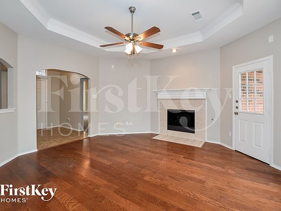 5th image of 2304 Wooten Pl
