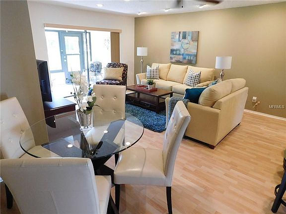 4th image of 2538 Oakleaf Ln #33B