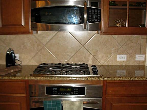 4th image of 6010 Preserve Ln