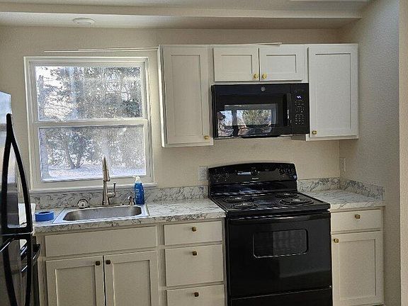 4th image of 4745 Ottawa Trail Rd