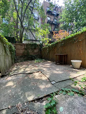 Rented by Douglas Elliman | media 7