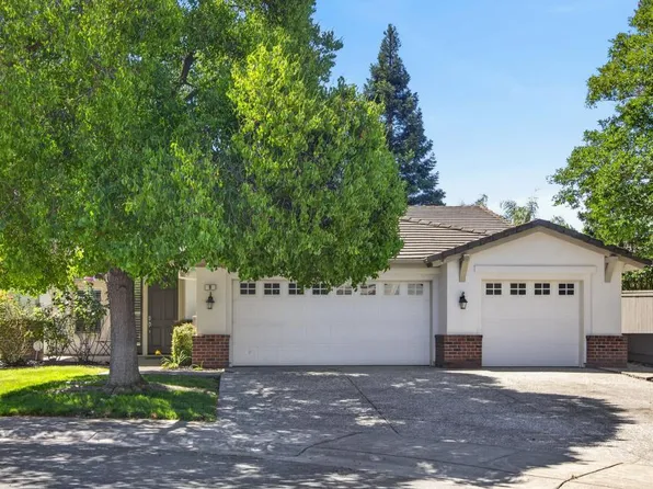 8 Anton Ct, Sacramento, CA 95835
