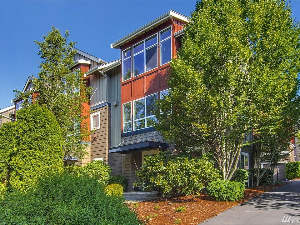 1st image of 1760 24th Ave NE