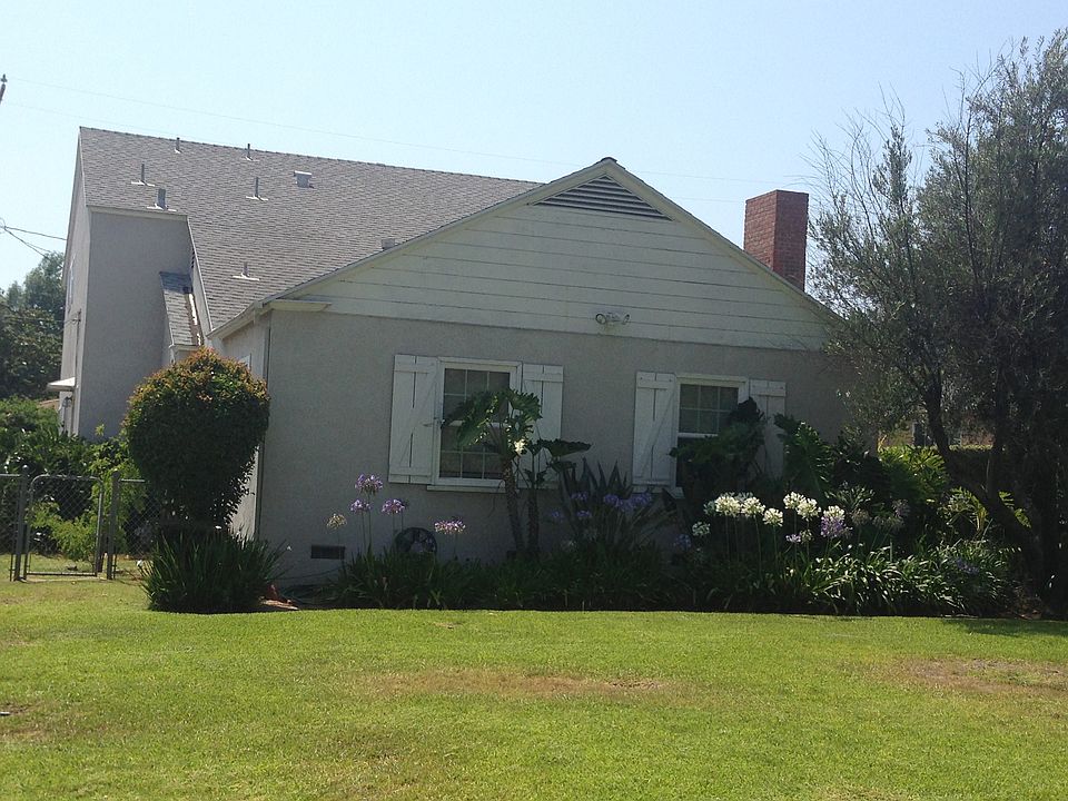 1st image of 2421 Hagen Dr