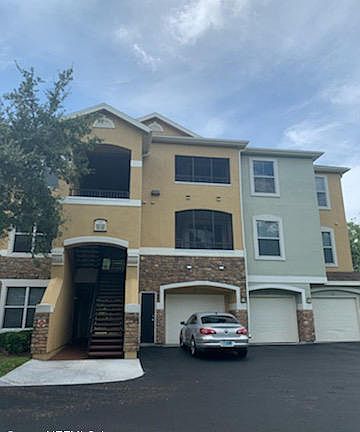 2nd image of 8539 GATE Parkway #1626