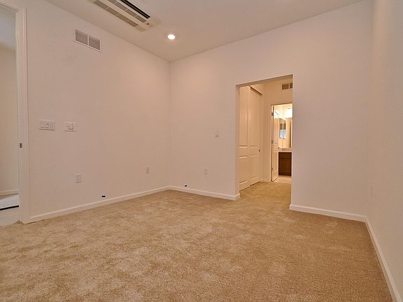 4th image of 5469 Melissa Ln
