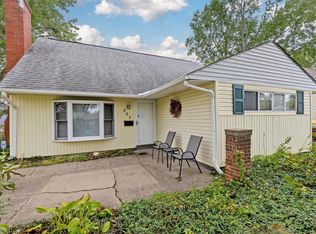 553 Beechwood Rd, Columbus, OH 43213