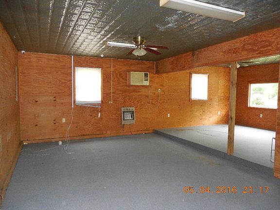 4th image of 334 Cattail Dr