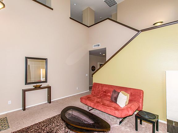 4th image of 28956 N Saddle Way