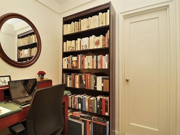 3rd image of 333 W 57th St APT 407
