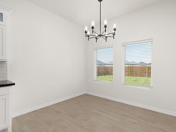 4th image of 111 Hope Dr