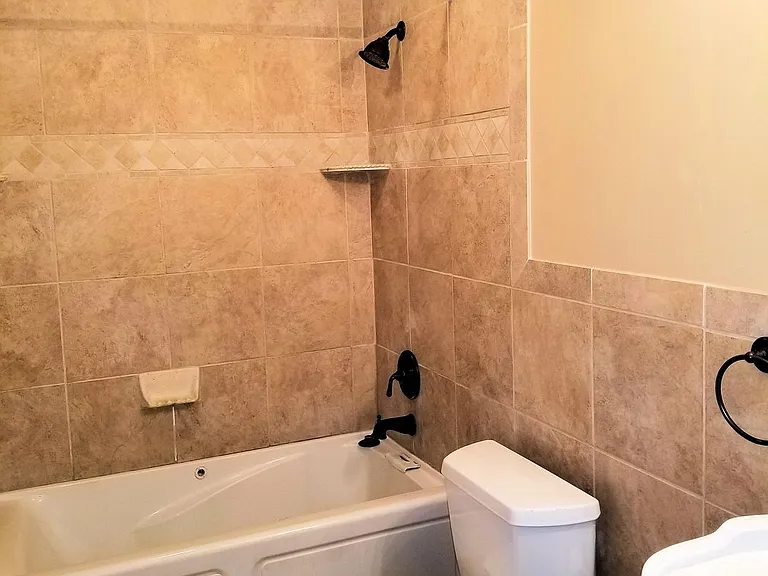2136 Konou Pl #201 — Photo 11