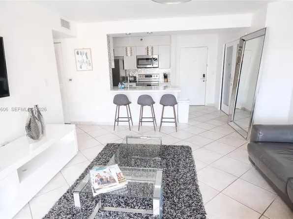 19701 E Country Club Dr #5605, Aventura, FL 33180