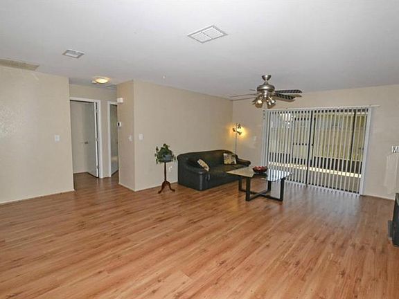 2nd image of 11189 Elmhurst Dr