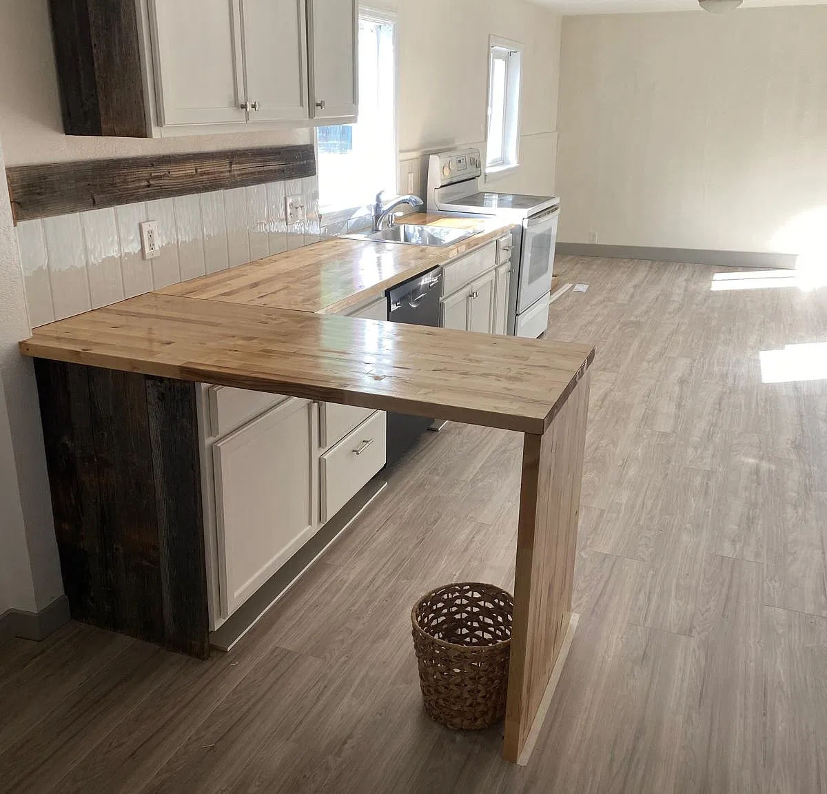 2 bed, 900 sqft, $1,750 — Photo 4