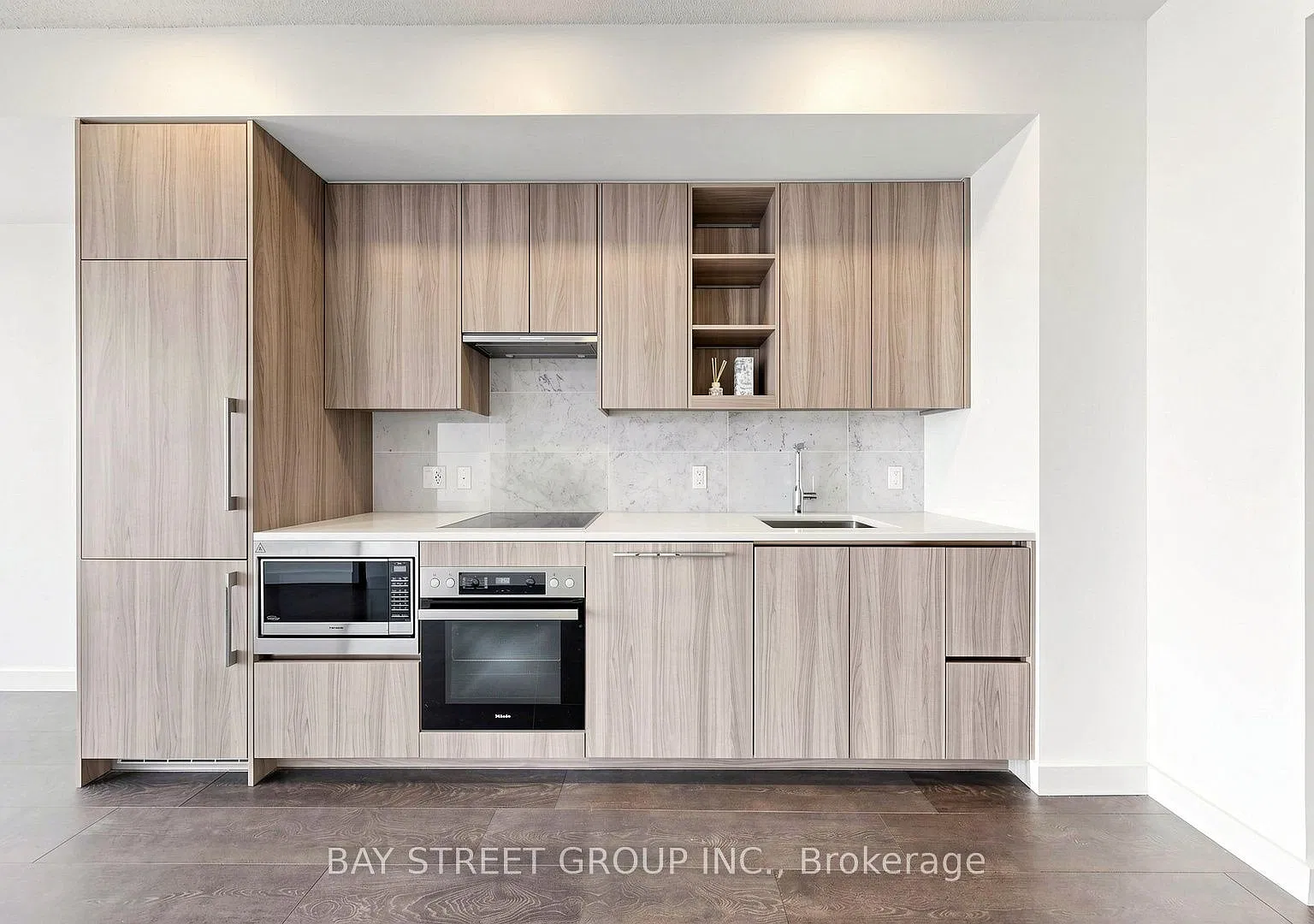 1 bed, $2,500 — Photo 1