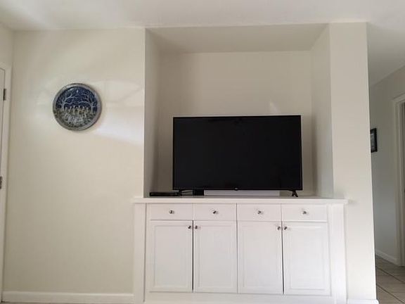 Living room built in