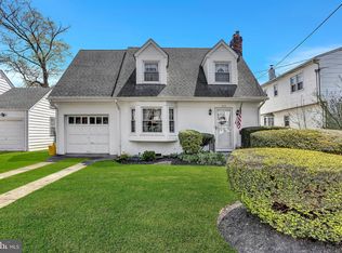 316 W Park Ave, Hamilton, NJ 08610