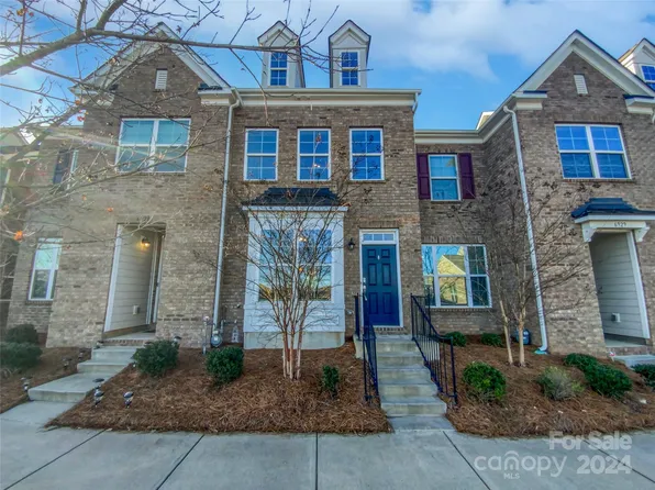 6925 Walnut Branch Ln, Charlotte, NC 28277