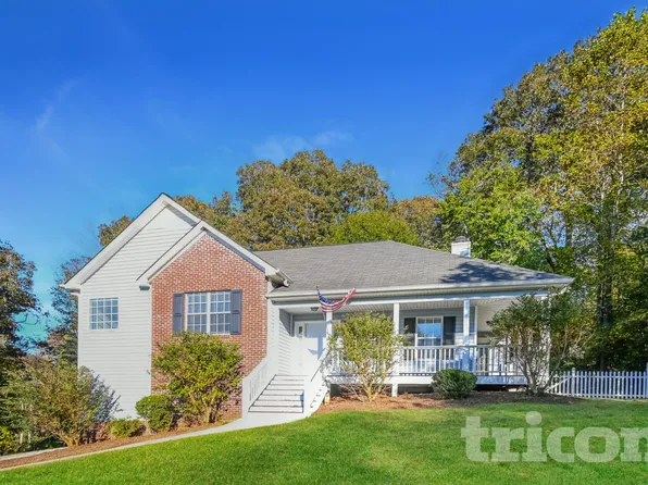 665 Skyline Dr, Villa Rica, GA 30180