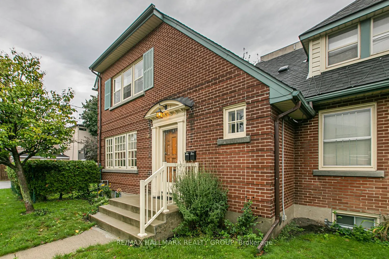3 bed, $2,950 — Photo 2