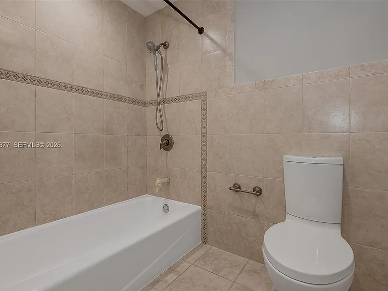 12725 SW 80th Ave — Photo 32
