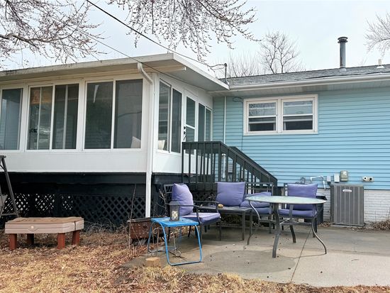 2608 Wilson Ave SW, Cedar Rapids, IA 52404