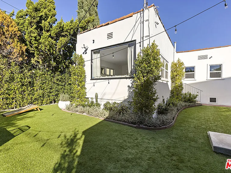 409 N Kilkea Dr — Photo 30