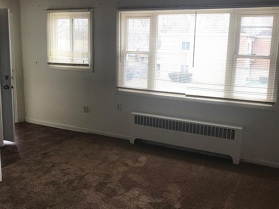 3rd image of 5700 Woodward St APT 5