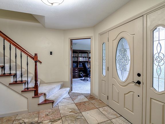 5th image of 12937 Edgewood Ct