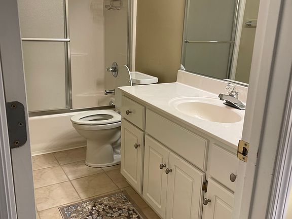 3rd image of 299 Village Pkwy #299