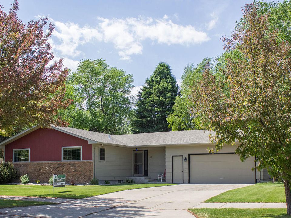 1st image of 514 Plain Hills Dr