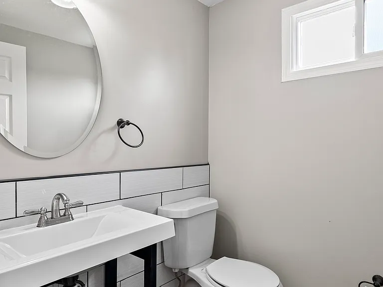 5185 Edgemere Dr — Photo 18