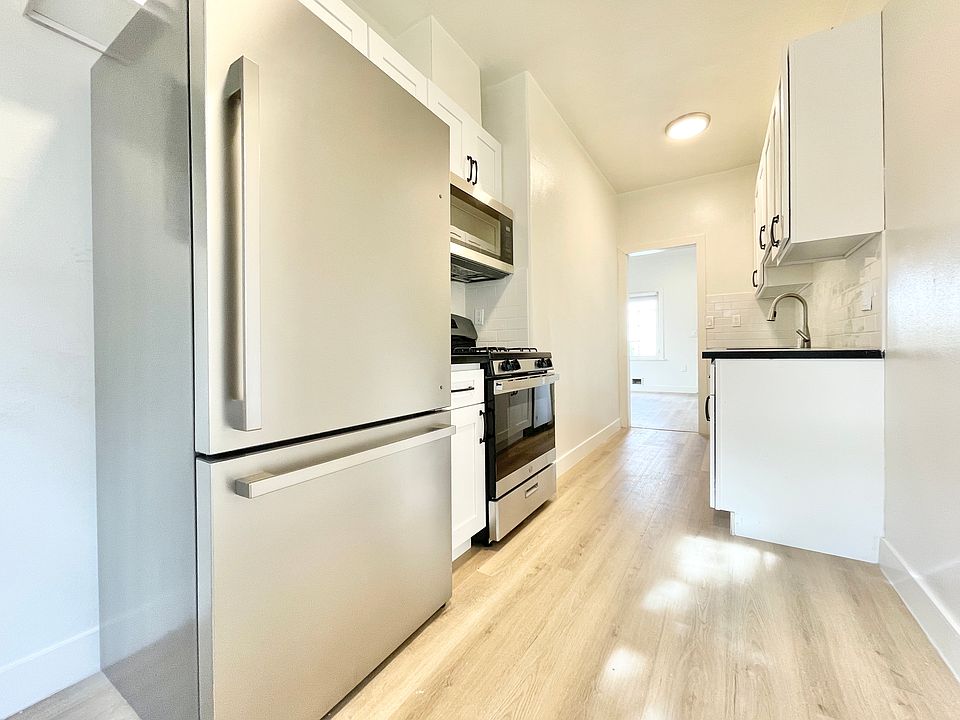 1st image of 832 N Alta Vista Blvd