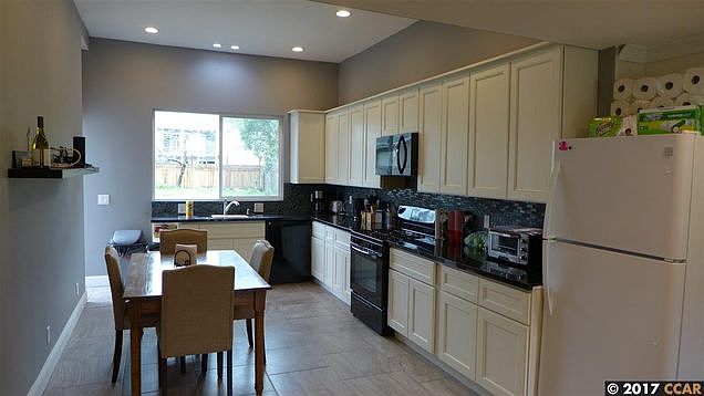1st image of 2565 Jewell Ln