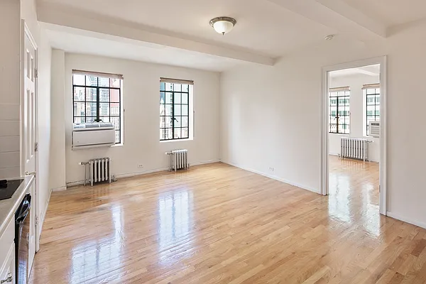 Rented by Compass | media 14