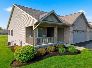 723 Yingling Dr, Dixon, IL 61021