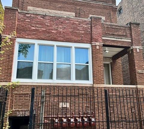 2nd image of 6115 S Langley Ave