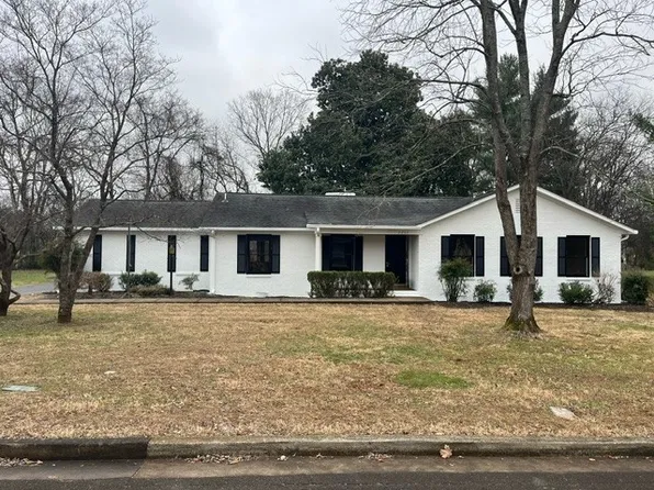 2250 Wiltshire Dr, Murfreesboro, TN 37129