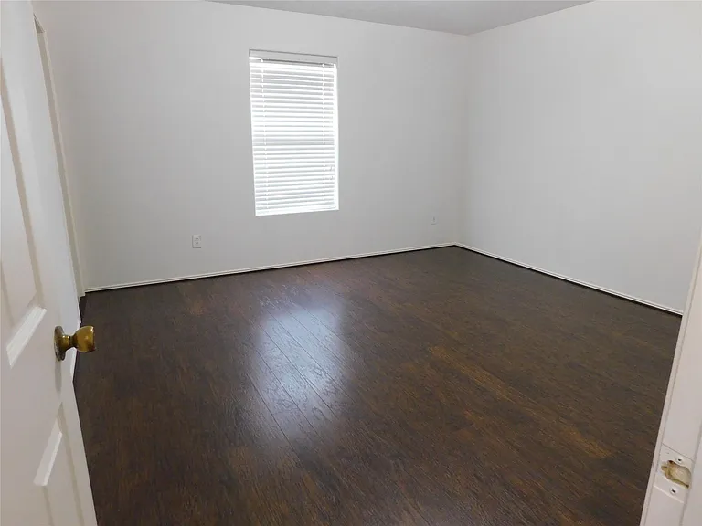 19130 Yaupon Ranch Dr — Photo 25
