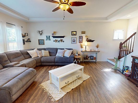 3rd image of 2278 Water Garden Dr