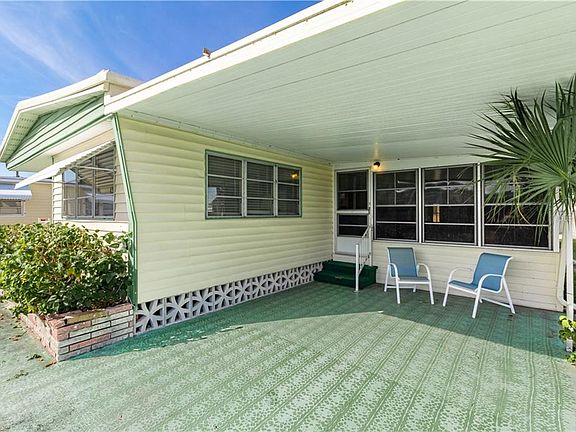 4th image of 1305 28th Avenue Dr W