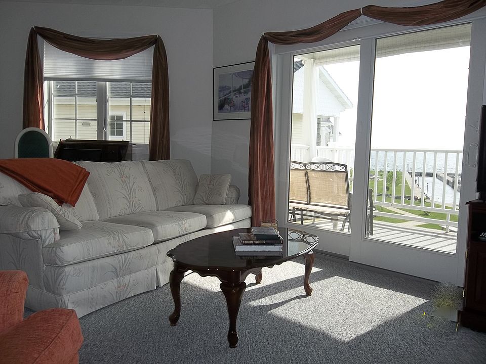 1st image of 36 Dockside Dr