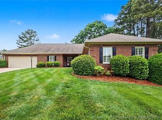 1004 Wentworth Ct, Sanford, NC 27330