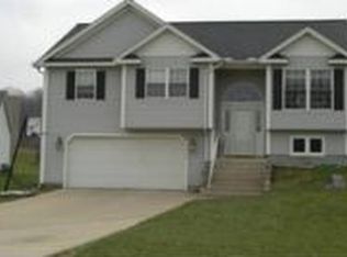 14175 Tralee Dr, Cement City, MI 49233