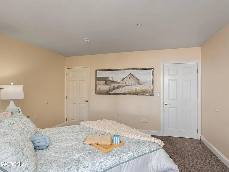 2 Kathleen Dr — Photo 5