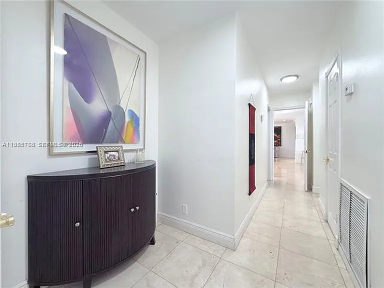 7925 SW 124th St — Photo 35