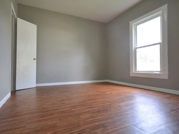 1110 W Atlantic St, Springfield, MO 65803