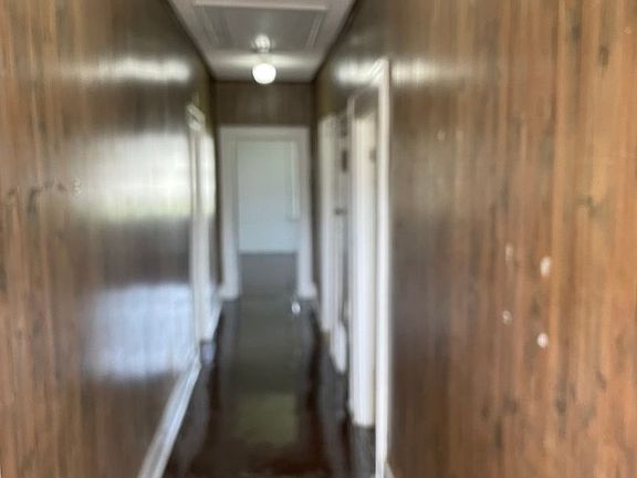 2nd image of 402 Garland Ave
