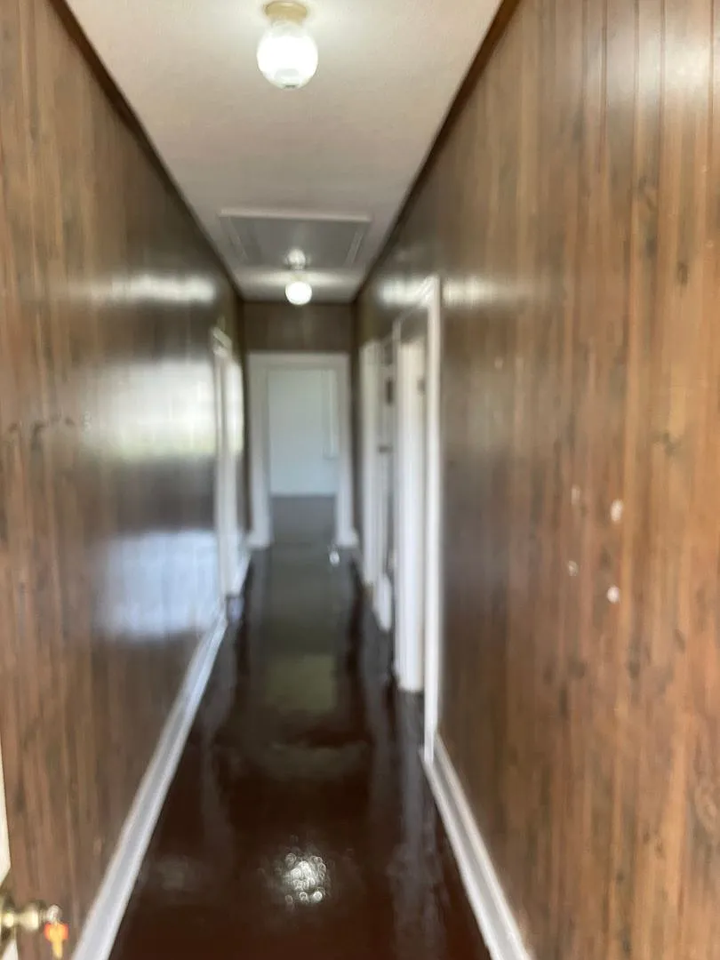 Building Photo - 402 Garland Ave